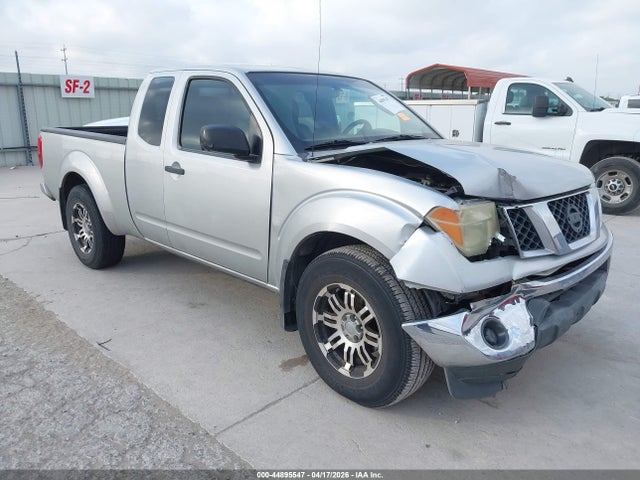 Salvage Nissan Frontier Image