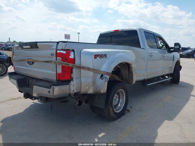 Ford F-350 Lariat