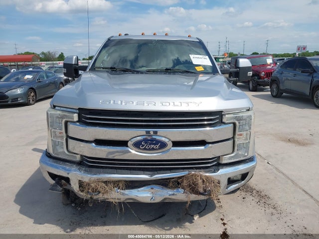 Ford F-350 Lariat