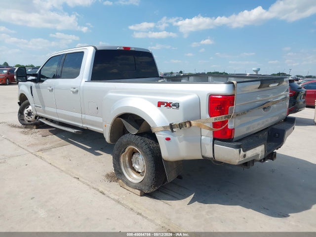 Ford F-350 Lariat