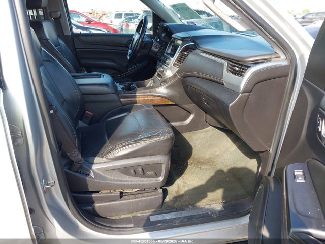 Chevrolet Suburban 1500 Lt