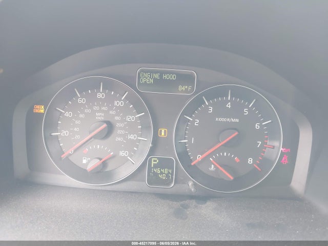 Volvo C70 T5
