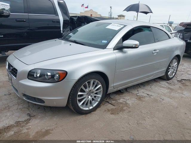 Volvo C70 T5