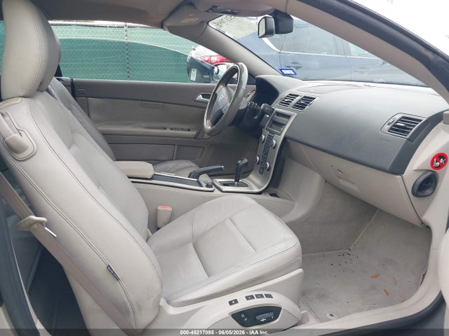 Volvo C70 T5