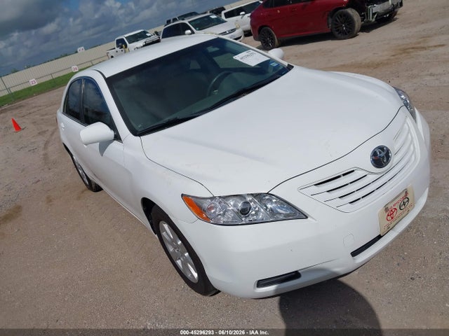 Salvage Toyota Camry Image