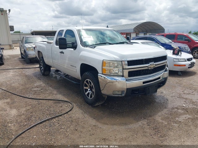 Salvage Chevrolet Silverado 2500 Image
