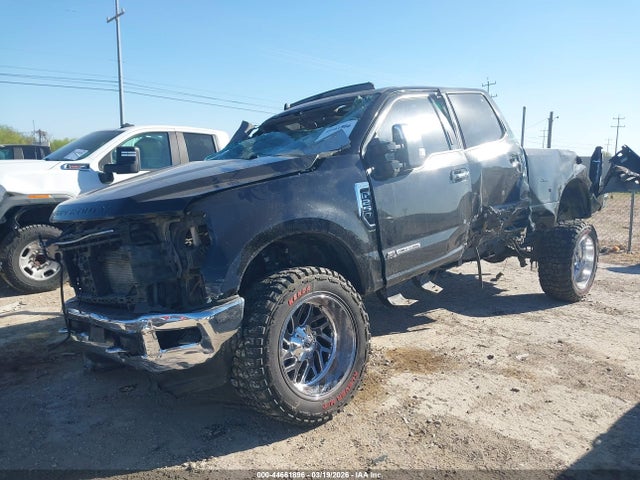 Ford F-250 Lariat