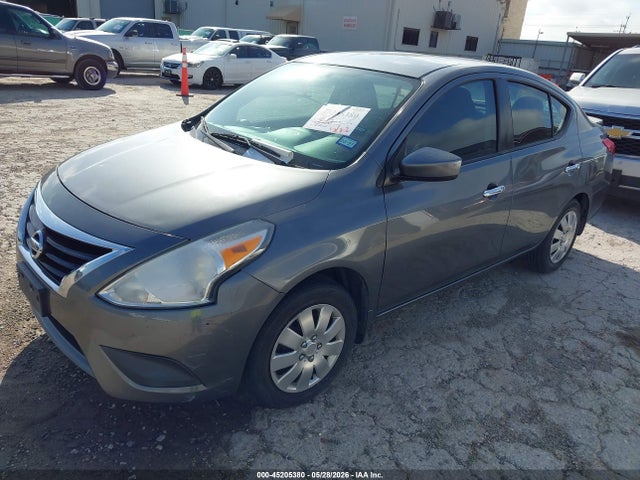 Nissan Versa 1.6 Sv