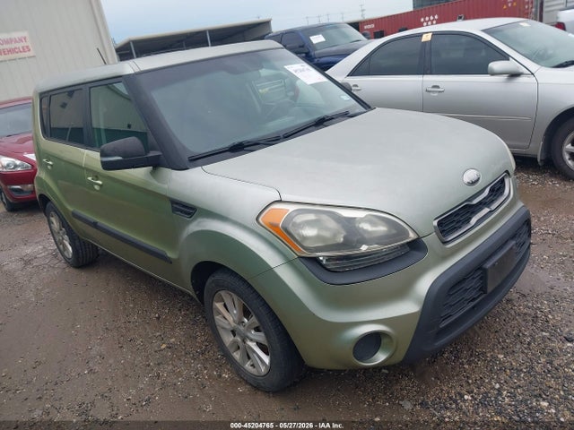 Salvage Kia Soul Image