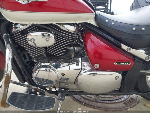 Suzuki Vl800