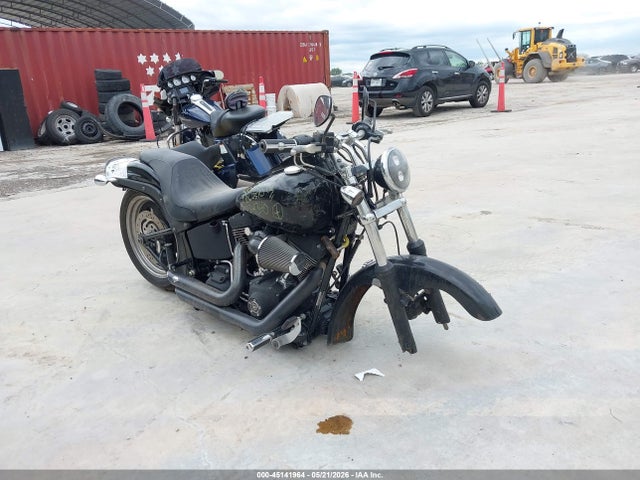 Salvage Harley-Davidson Fxstb Image