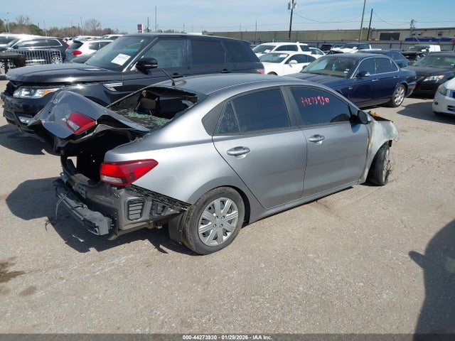 Kia Rio S