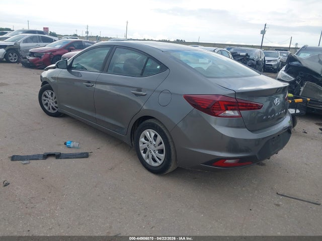 Hyundai ELANTRA Se
