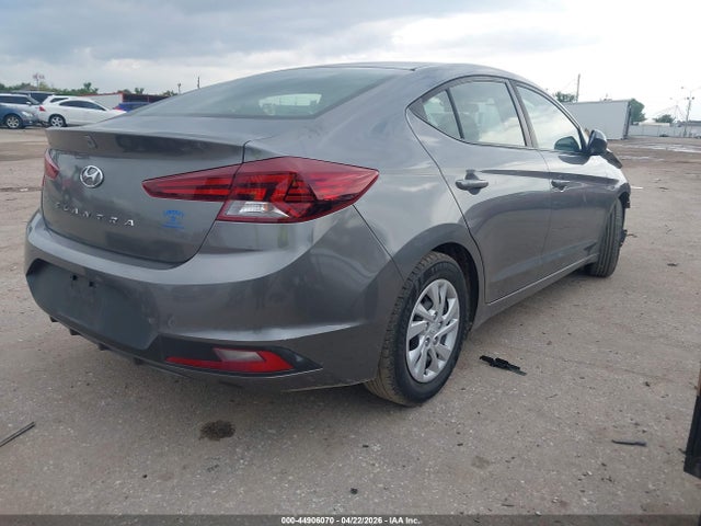 Hyundai ELANTRA Se