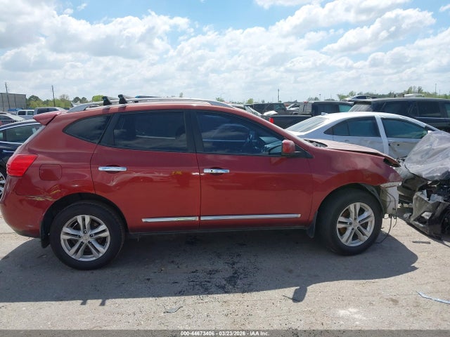 Nissan Rogue Sv