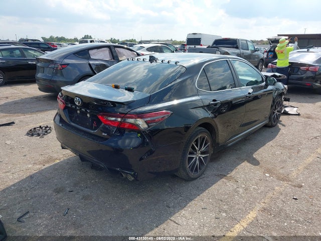 Toyota Camry Se