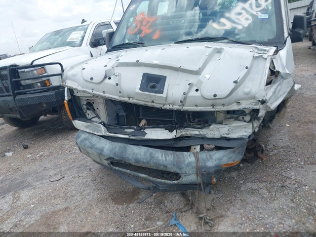Ford E-250