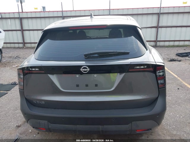 Nissan Kicks S Fwd