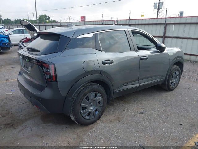 Nissan Kicks S Fwd