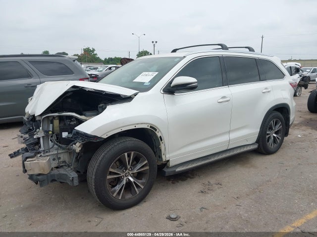 Toyota Highlander Xle V6