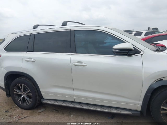 Toyota Highlander Xle V6