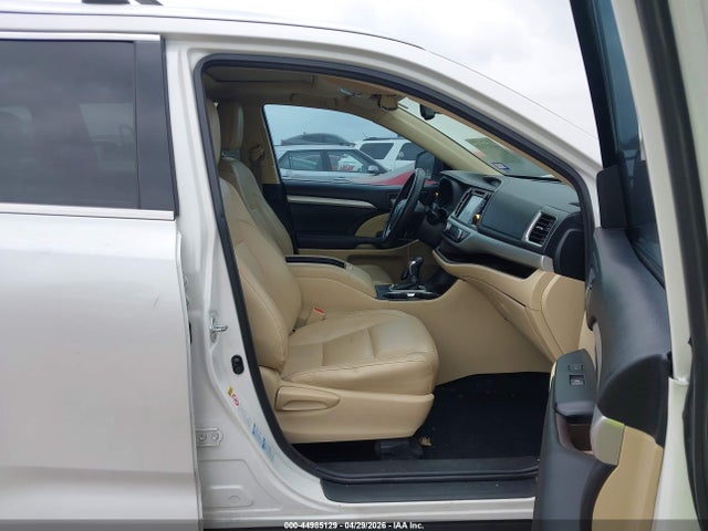 Toyota Highlander Xle V6