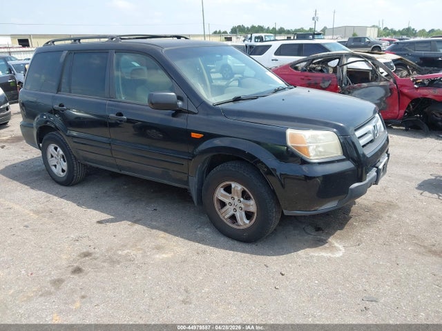Salvage Honda Pilot Image
