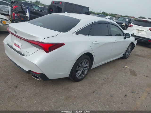 Toyota Avalon Xle