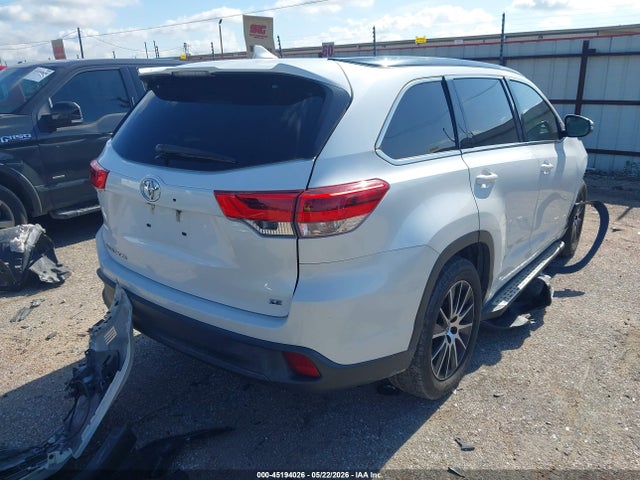 Toyota Highlander Se