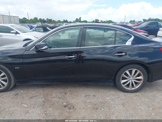 INFINITI Q50 2.0t Base