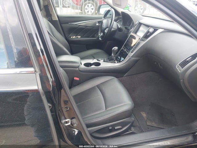INFINITI Q50 2.0t Base