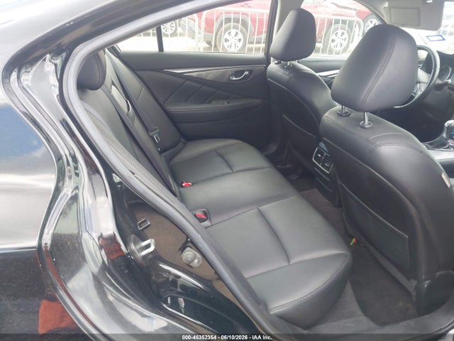 INFINITI Q50 2.0t Base