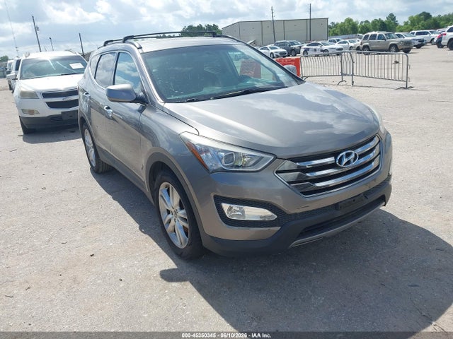 Salvage Hyundai SANTA FE Image