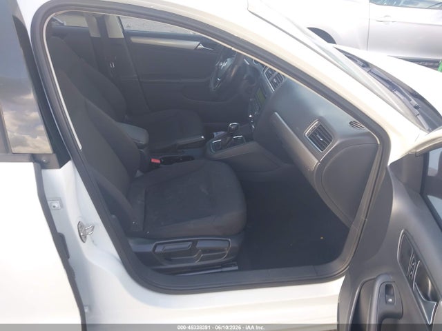 Volkswagen Jetta 1.8t Se