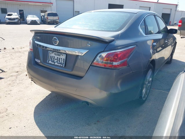 Nissan Altima 2.5 S