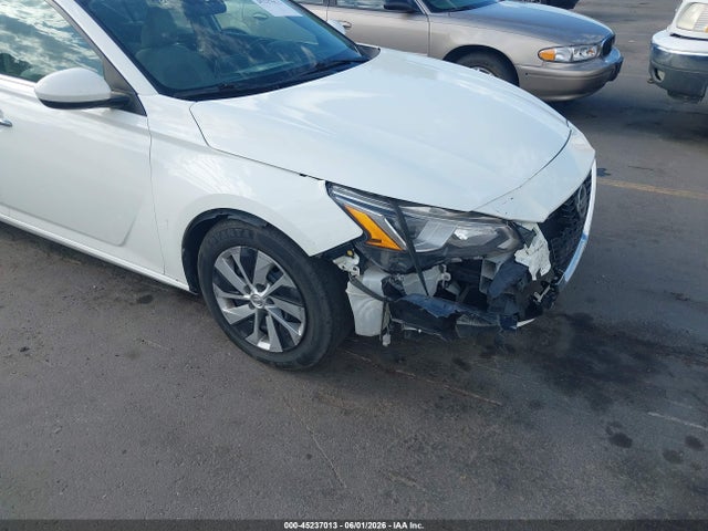 Nissan Altima S Fwd