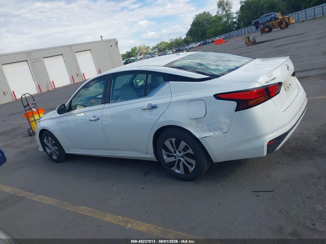 Nissan Altima S Fwd
