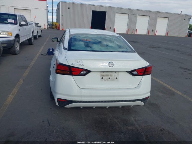 Nissan Altima S Fwd