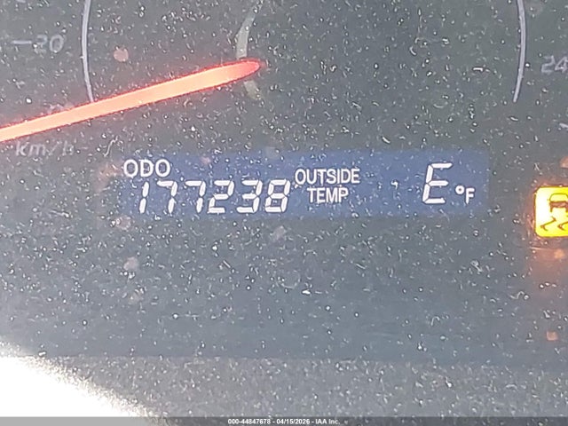 Toyota Camry Le V6