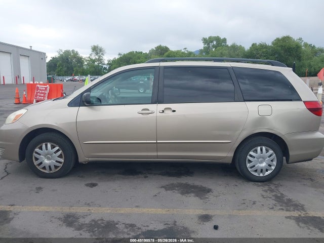 Toyota Sienna Le