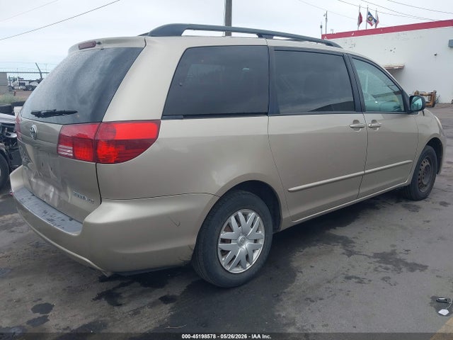 Toyota Sienna Le