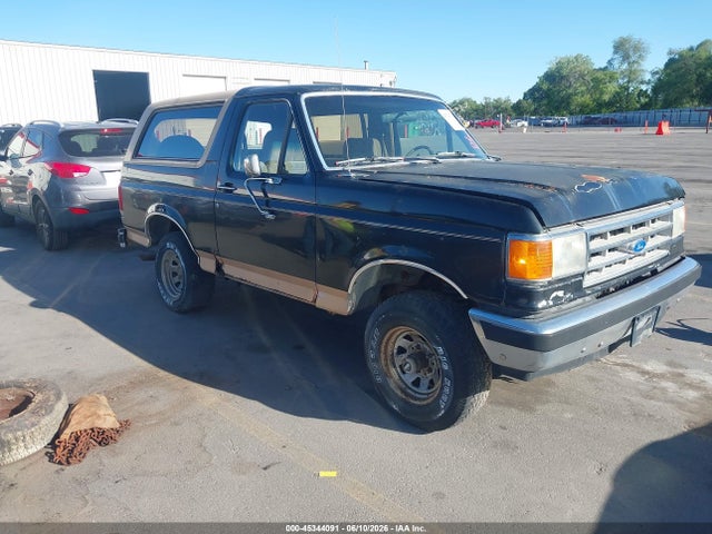 Salvage Ford Bronco Image