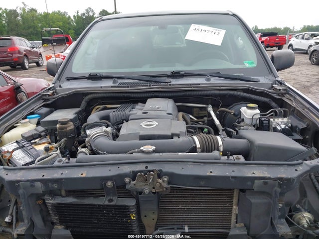 Nissan Frontier Sv