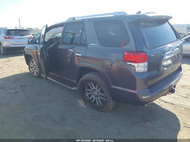 Toyota 4Runner Limited V6