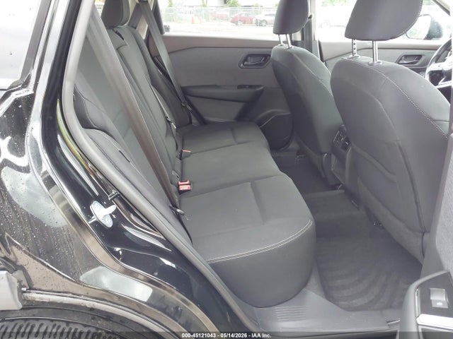 Nissan Rogue S Intelligent Awd