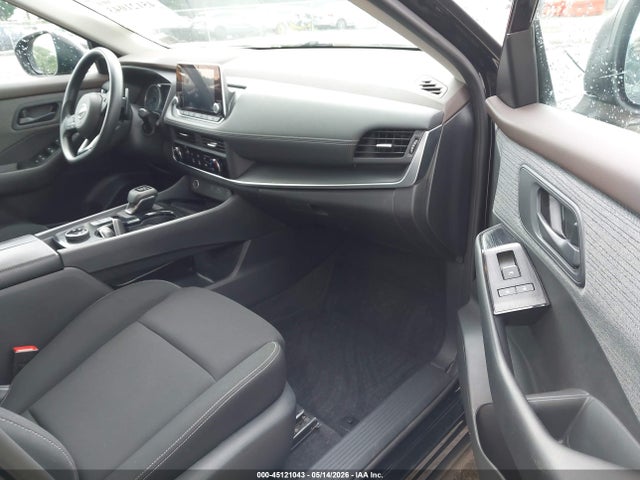 Nissan Rogue S Intelligent Awd