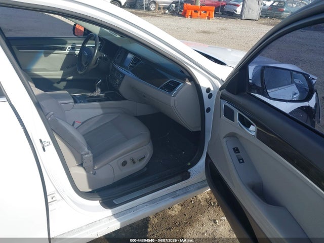 Hyundai Genesis 3.8