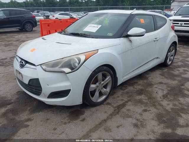 Hyundai VELOSTER