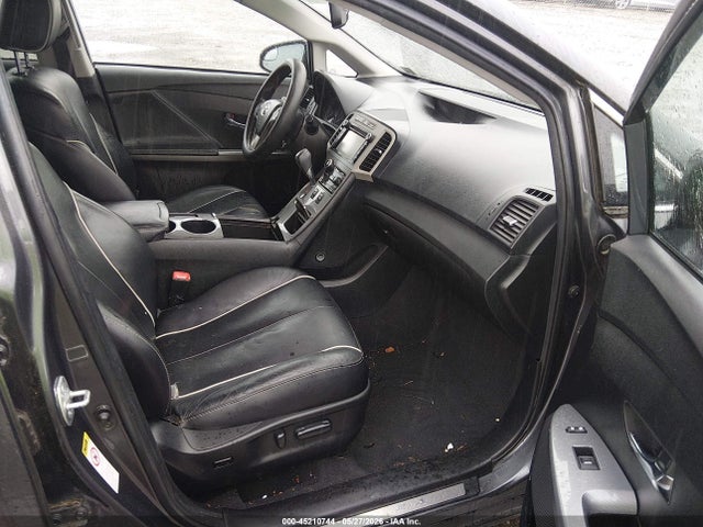Toyota Venza Xle V6