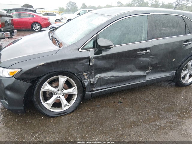 Toyota Venza Xle V6